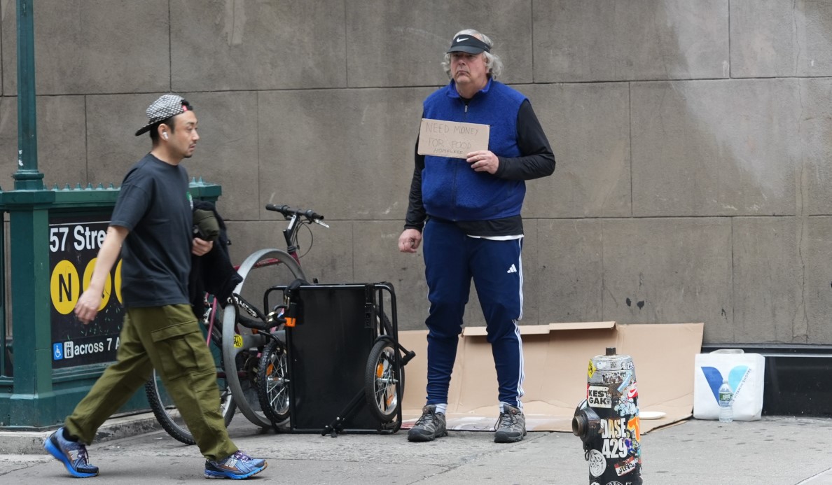 ABD’de Yaşlılar Emeklilik Krizi Sebebiyle Evsiz Kalıyor