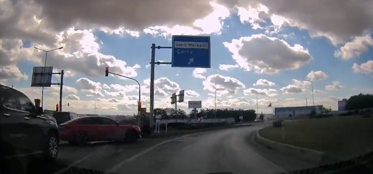 Çerkezköy’de Kaza Tehlikesi Yaşandı: O Anlar Araç Kamerasında