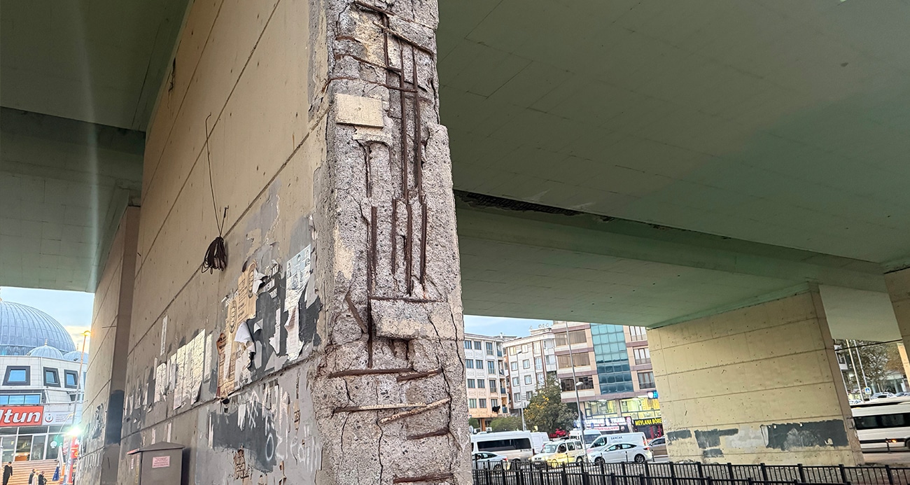 Esenyurt’taki Balıkyolu Köprüsü’nde Büyük Tehlike