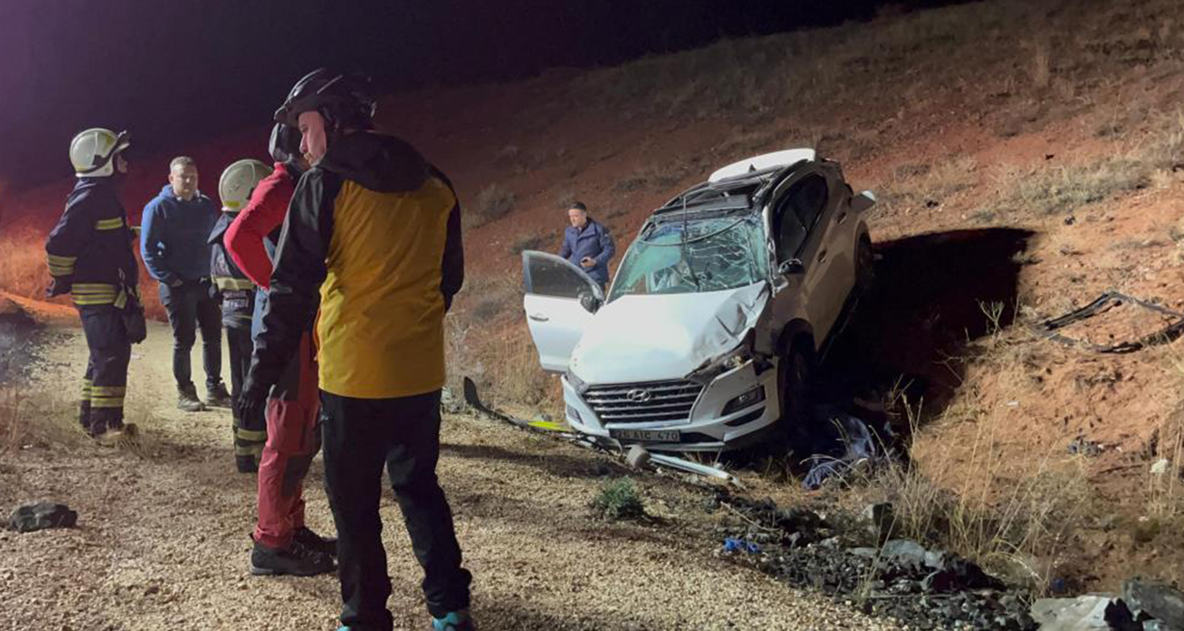Genç Sürücü Kaza Yaptı: 1 Ölüm, 4 Yaralı