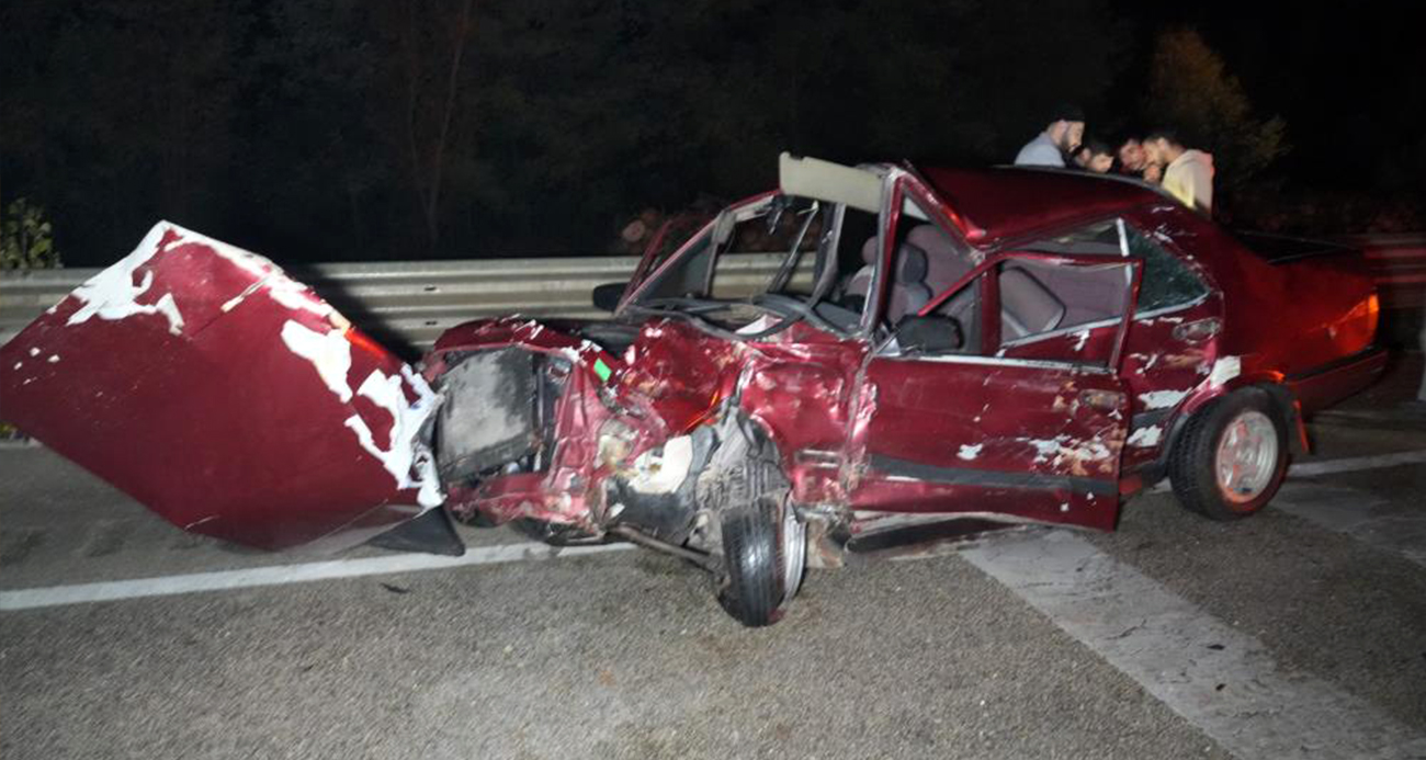 Kastamonu’daki Zincirleme Kaza, Bir Otomobili Hurdaya Çevirdi