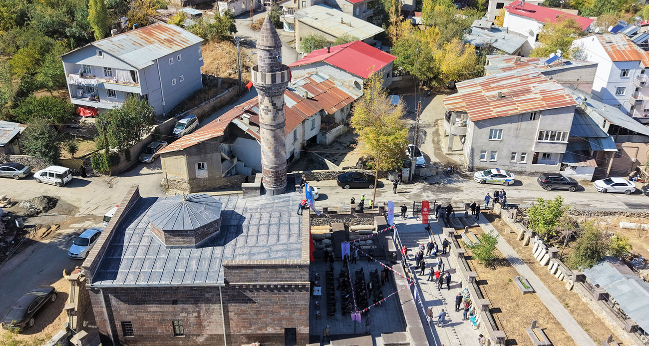 Muş’ta Tarihi Murat Paşa Camisi 85 Yıl Sonra Yeniden İbadete Açıldı