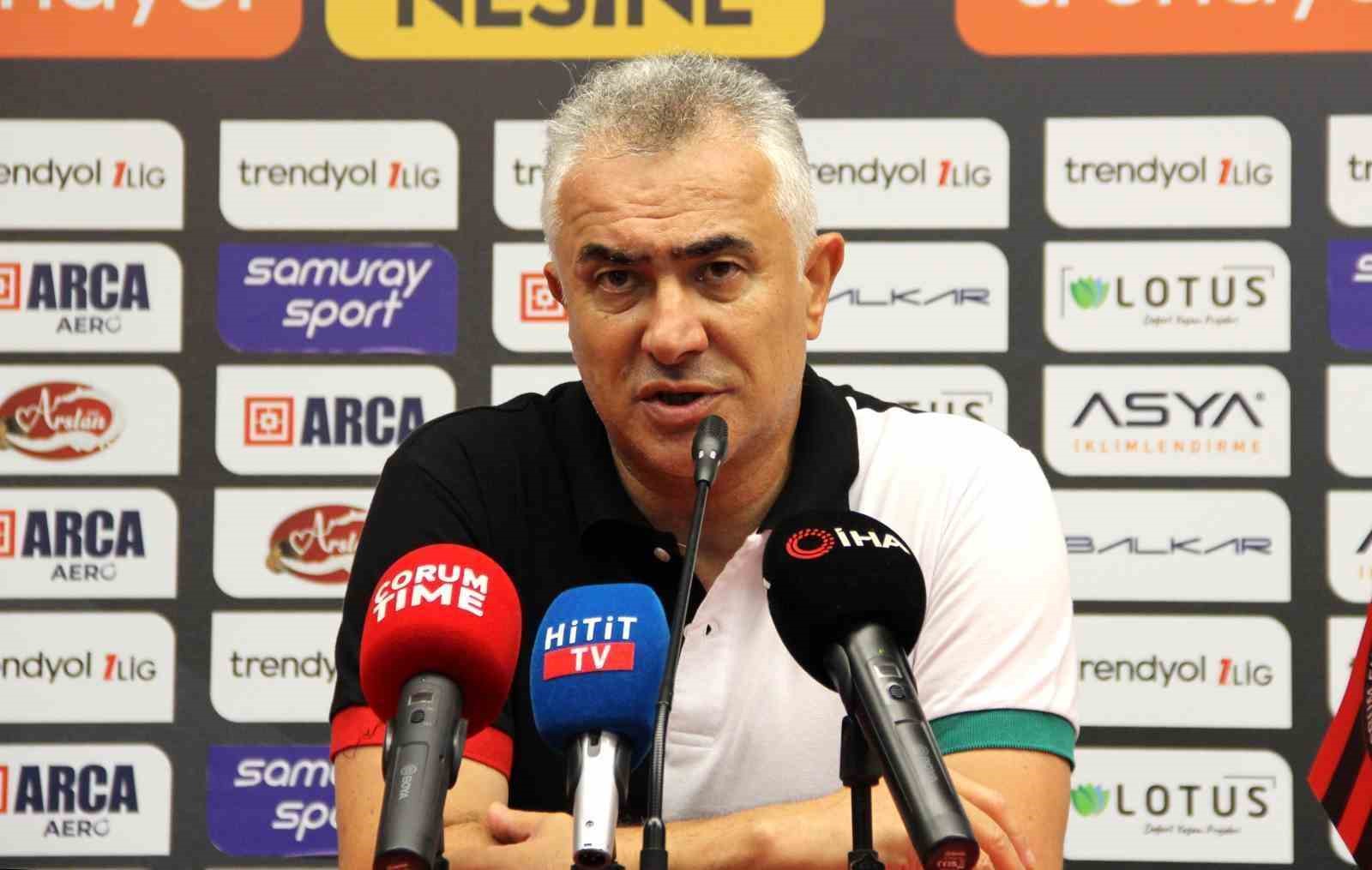 Sivasspor, Yeni Teknik Direktörü Mehmet Altıparmak’ı Takıma Katıyor