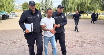 Sivas’ta Şehit Babasına Saldıran Otobüs Şoförü Adliyede Gazetecilere Meydan Okudu