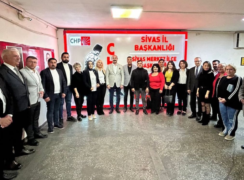 Divriği Heyetinden CHP Sivas İl Başkanlığı’na Anlamlı Ziyaret