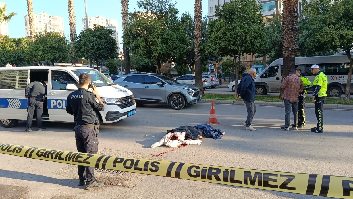 Adana’da Trajik Kaza: Yaya Geçidinde Bisikletli Çocuk Hayatını Kaybetti