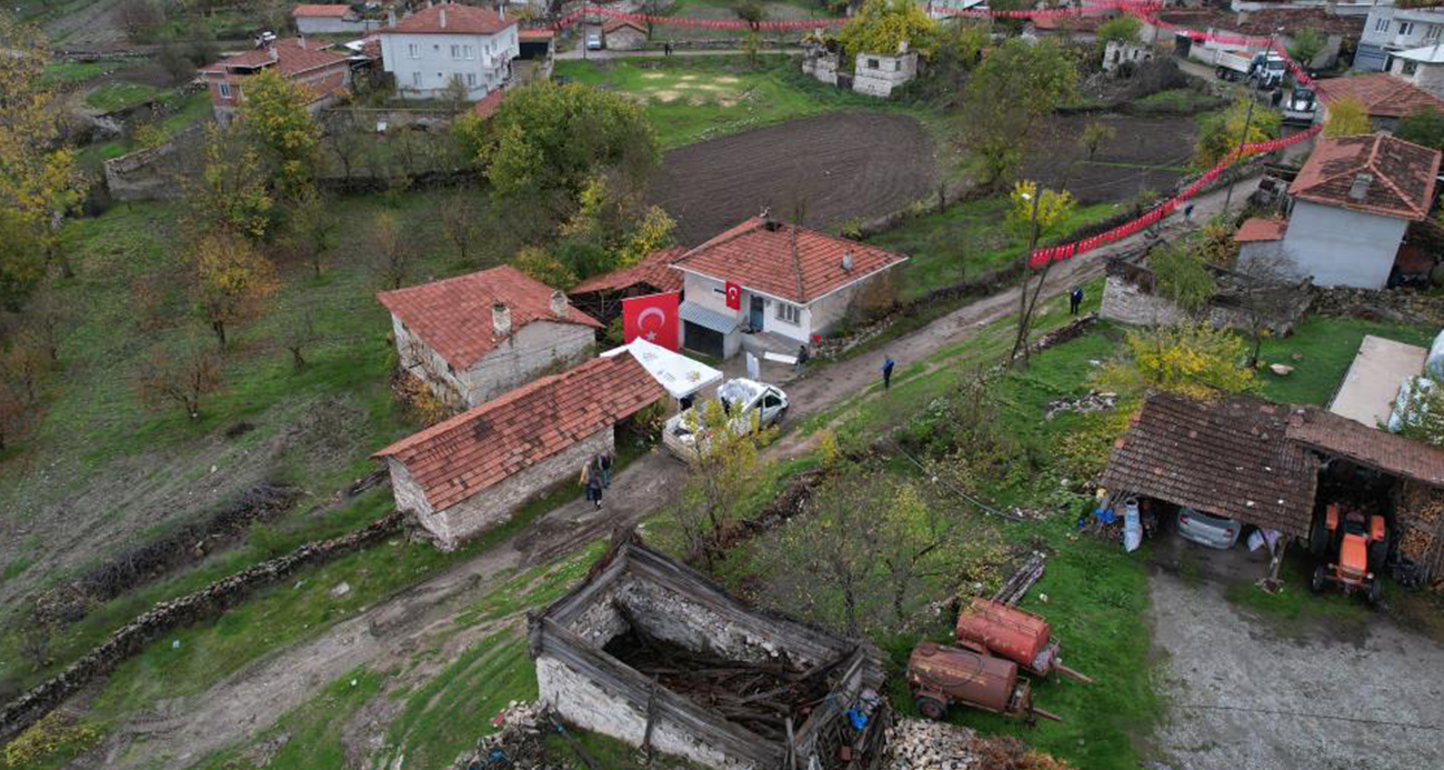 Azerbaycan’da Şehit Düşen Astsubay, Çocukluk Arkadaşını Anarken Kendisi de Şehit Oldu
