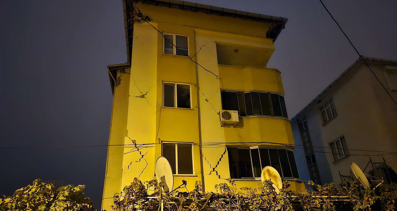 Balıkesir’de Ardı Ardına Depremler