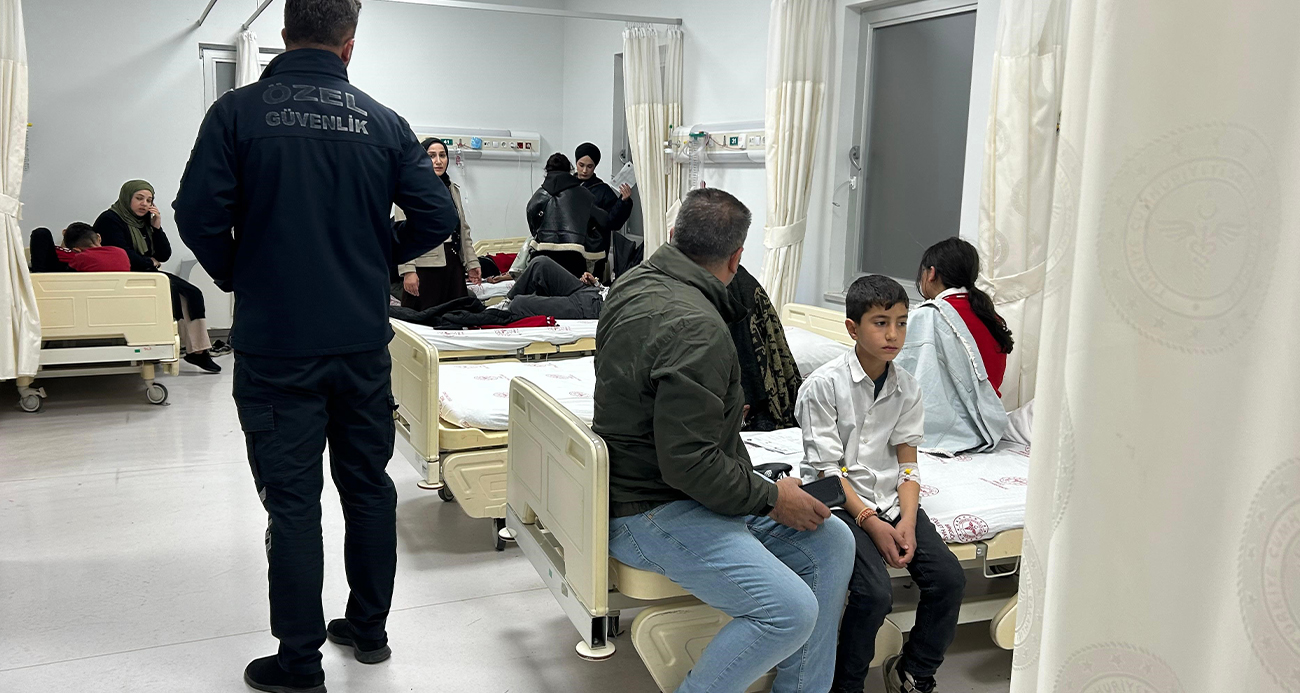 Bingöl’de Yatılı Okulda Gıda Zehirlenmesi Şüphesi: 120 Öğrenci Hastaneye Kaldırıldı
