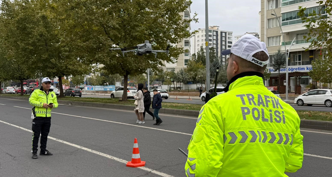 Diyarbakır’da Dron ile Trafik Denetimi: Kırmızı Işık İhlalleri Ceza ile Sonuçlandı