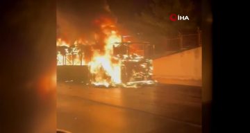 Eyüpsultan’da İETT Otobüsü Alev Alev Yandı