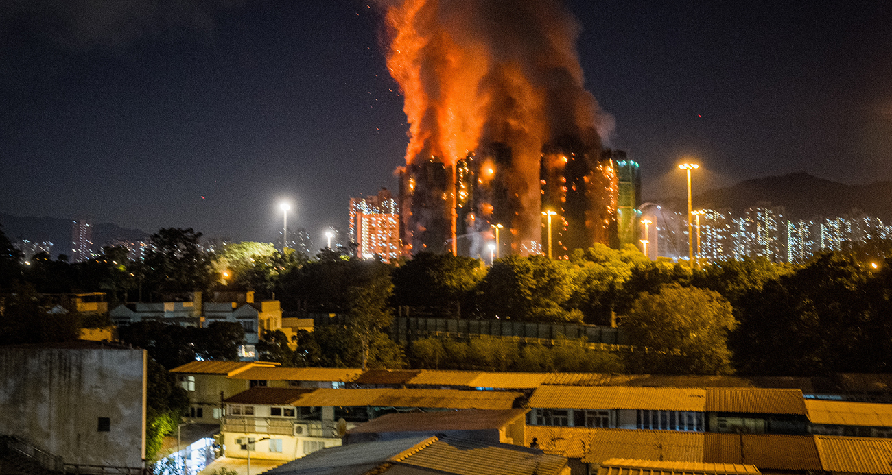Hong Kong’da Büyük Yangın: Ölü Sayısı 36’ya Yükseldi