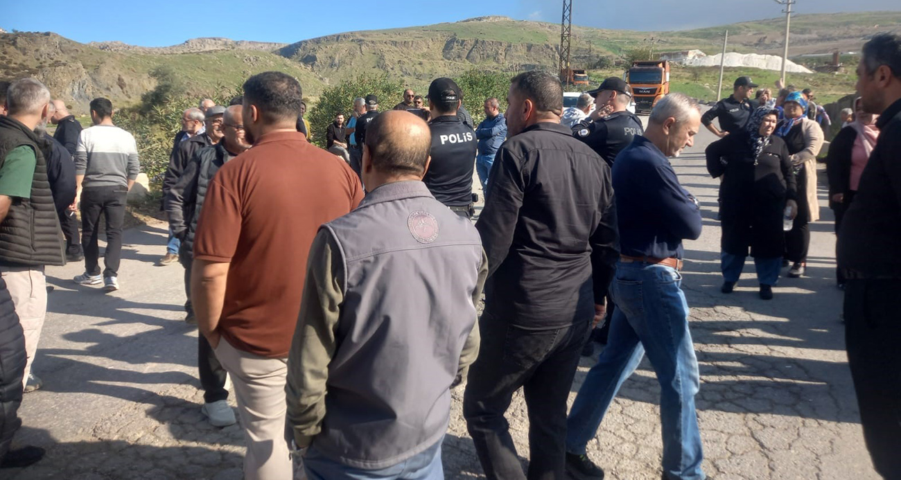 İzmir Çiğli’de Çöp Taşıma Anlaşmazlığı Büyüyor