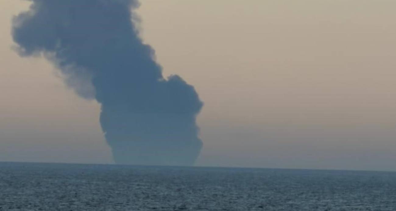 Kandıra Açıklarında Yabancı Gemi Alev Alev: Ekipler Harekete Geçti