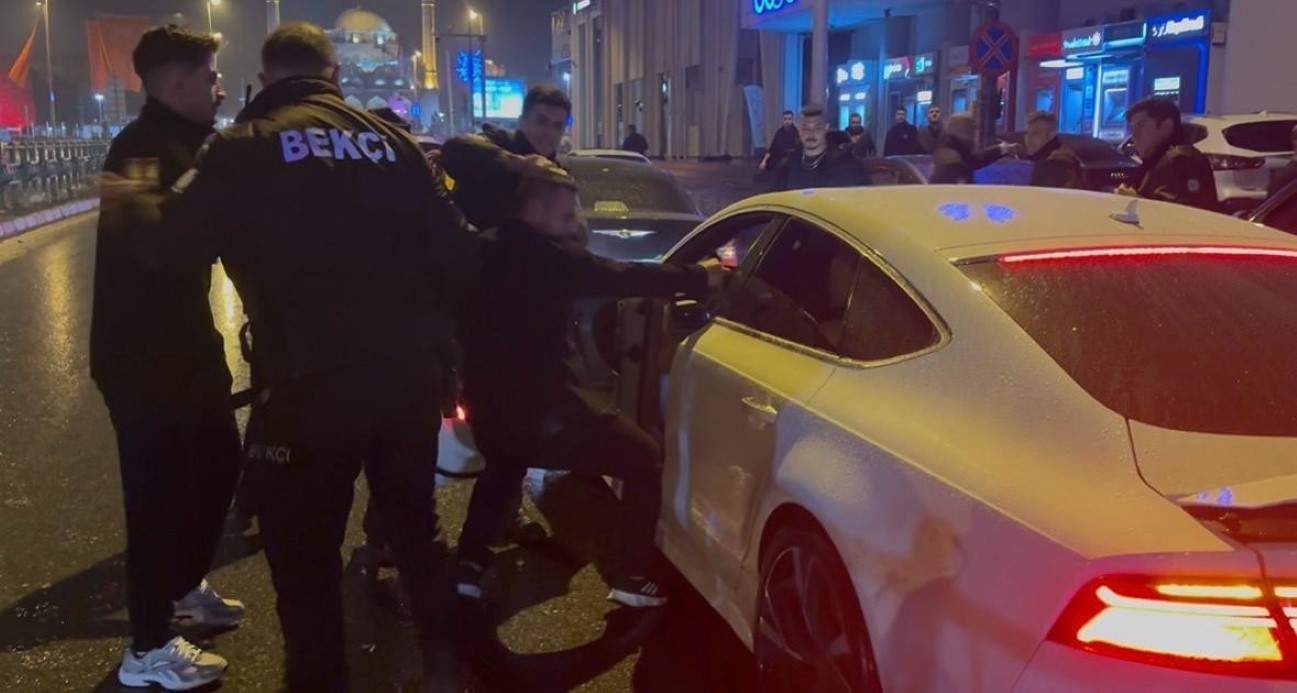 Kayseri Kocasinan’da Gece Kulübü Kavgası Sokağa Taştı