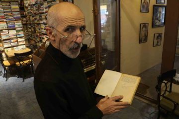 Sahaflardaki Kitaplar: Geçmişten Gelen Notlar ve Anılar