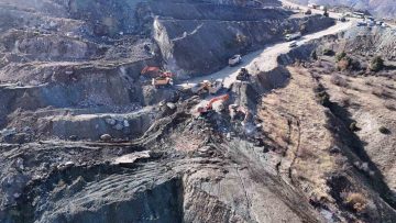 Sivas Divriği’de Maden Ocağında Göçük: Şirket Müdürü Toprak Altında