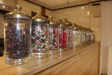 Sivas’ta Bir Kafede Sunulan 50 Çeşit Bitki Çayı Büyük İlgi Görüyor