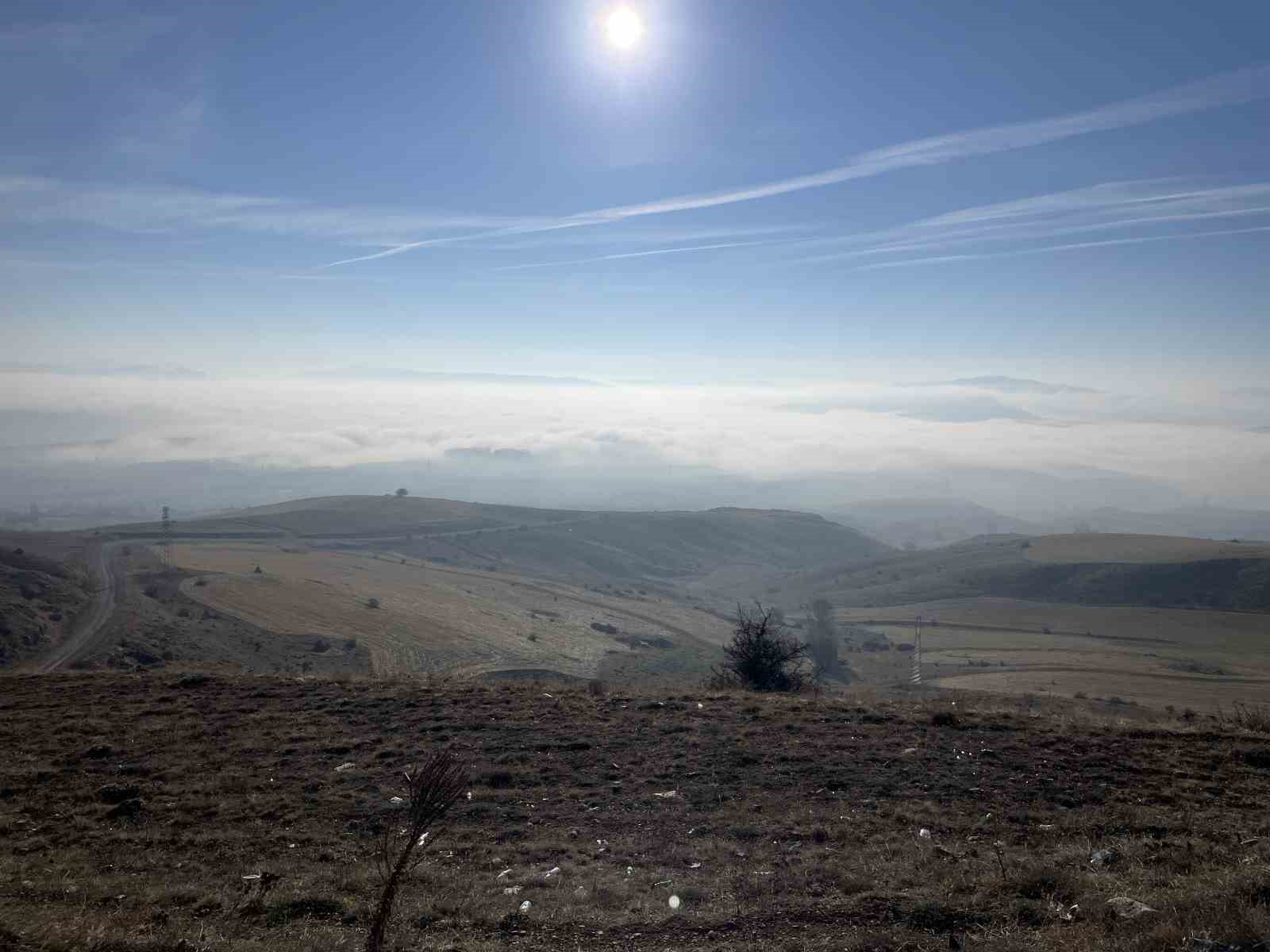 Sivas’ta Büyüleyici Sis Manzarası: Beyaz Örtü Şehri Sarıyor