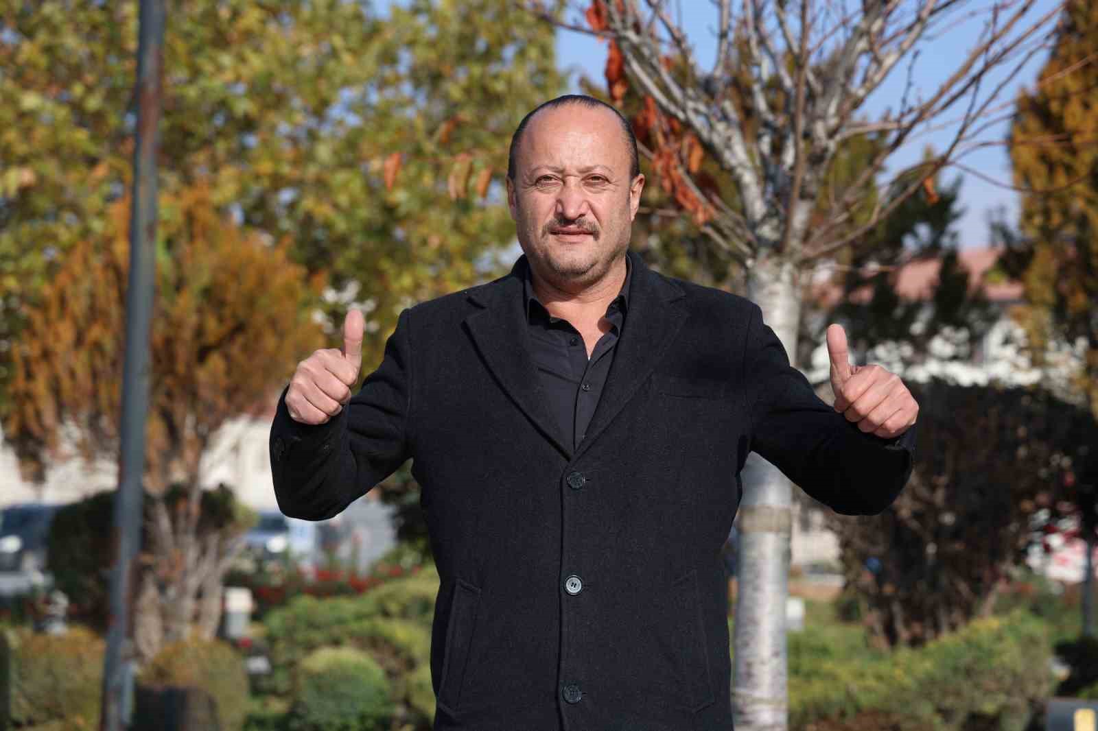 Sivas’ta Kış Cesareti: Kar Altında 13 Derecelik Suda Yüzme Deneyimi