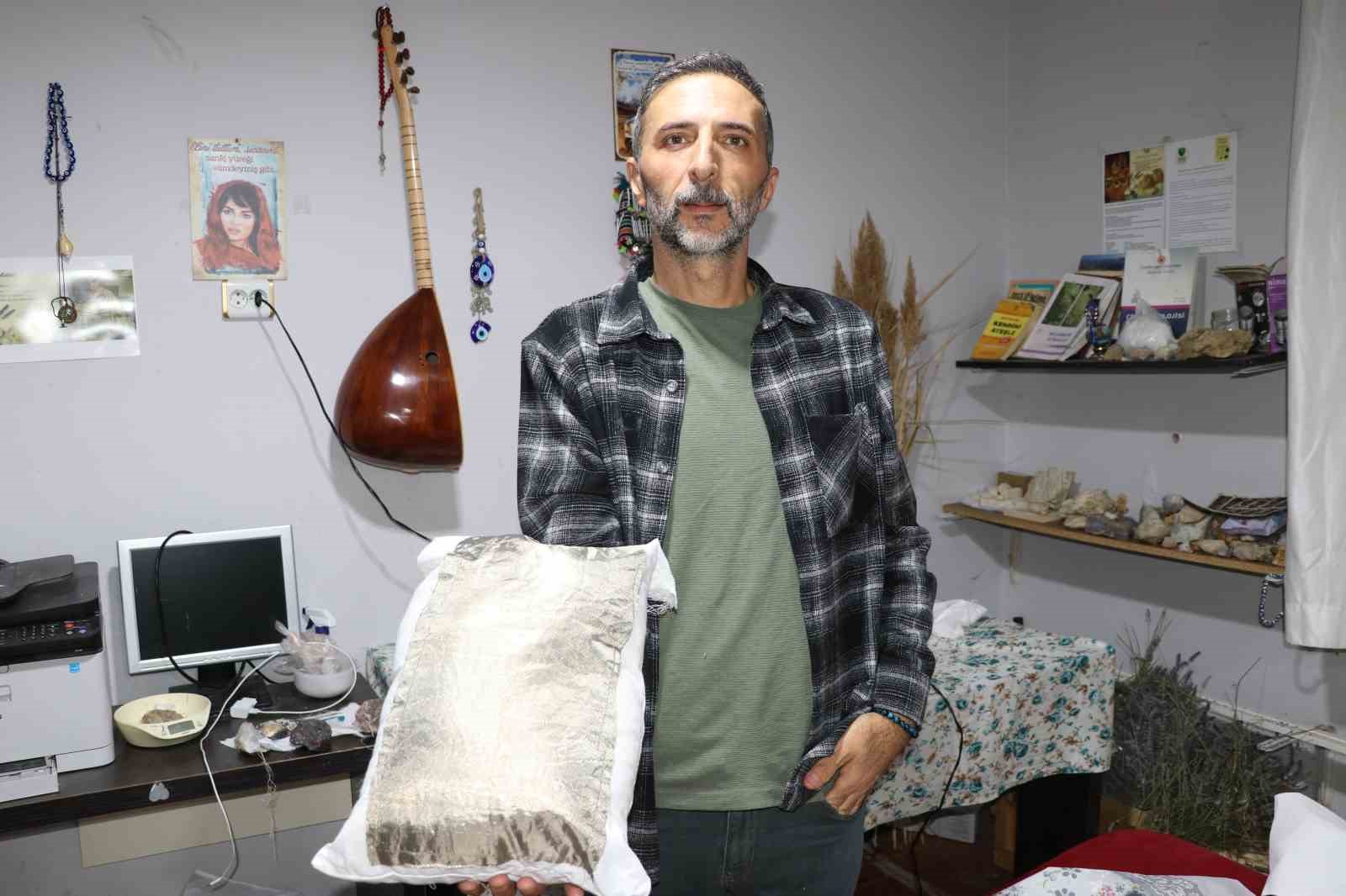 Sivas’ta Yenilikçi Buluş: Elektromanyetik Alanı Soğuran doğal Yastık