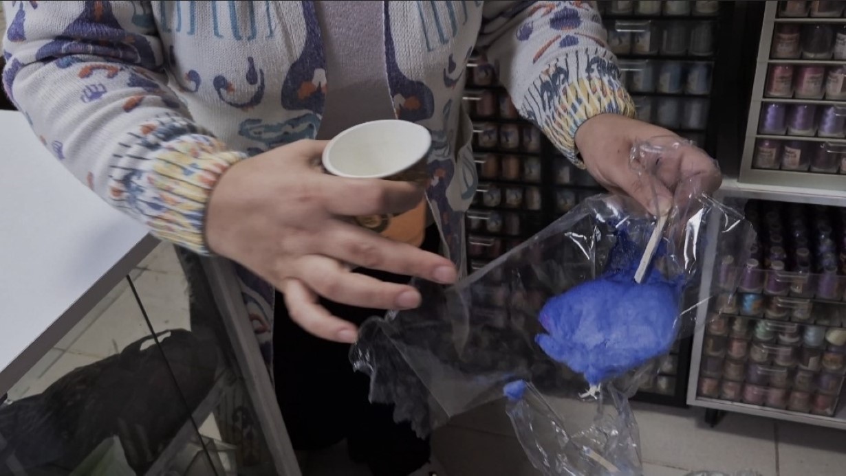 Sultangazi’de Gıda Boyası Krizi: Seyyar Satıcıdan Alınan Pamuk Şeker Çocuğu Hastanelik Etti