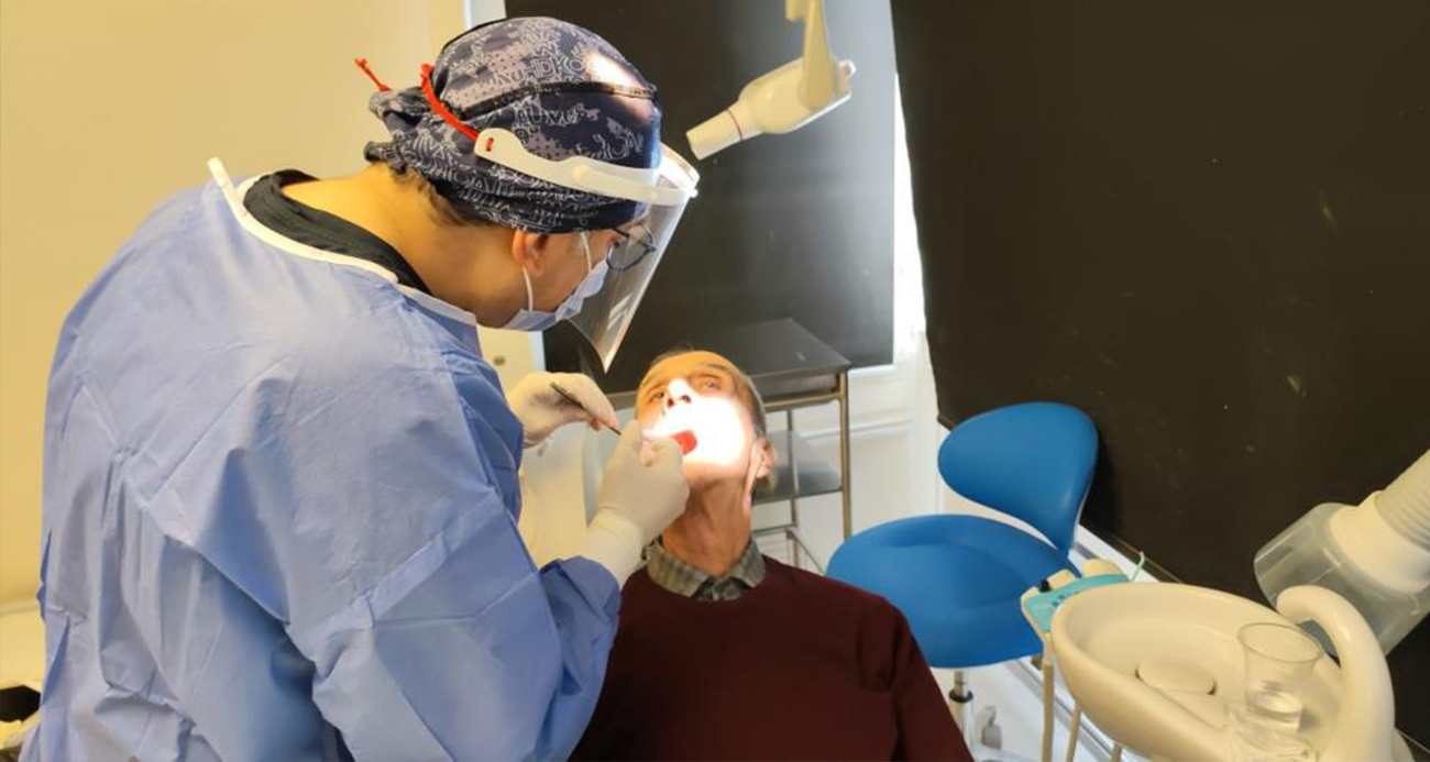 83 Yaşında Beklenmedik Misafir: 20’lik Diş