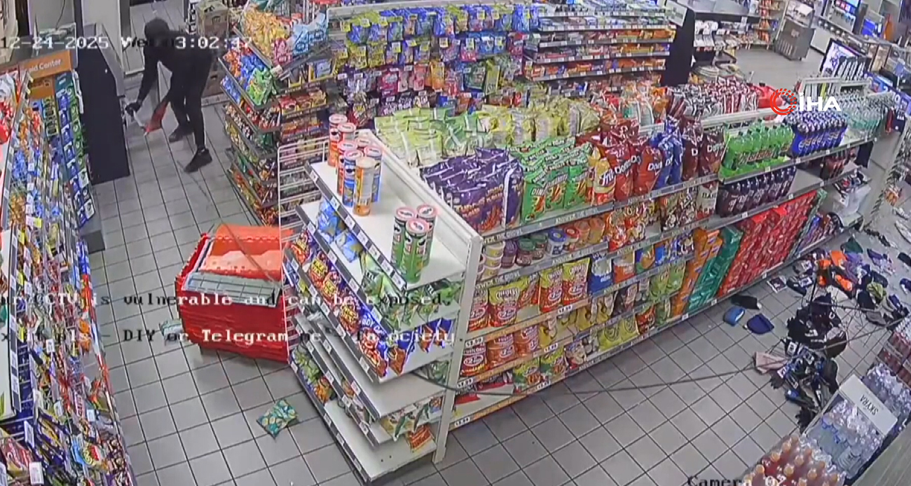 ABD, Texas’ta ATM Hırsızlığı: Çalınan Araçla Marketten ATM Çalındı