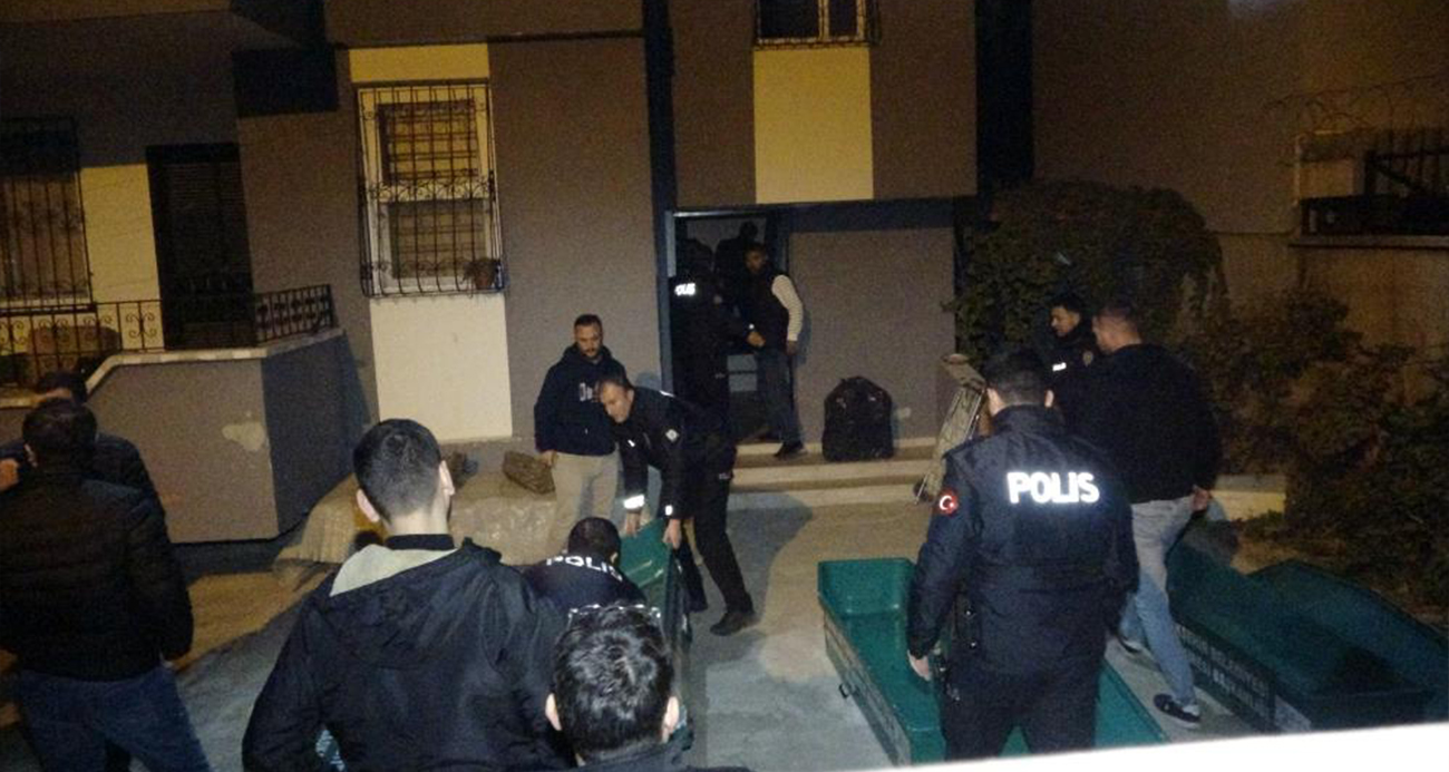 Adana’da Trajik Olay: Baba, İki Çocuğunu Öldürdükten Sonra İntihar Etti