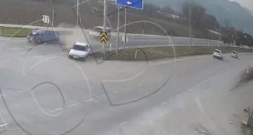 Amasya’da Trafik Kazası: Kırmızı Işıkta Bekleyen Araca Çarpış