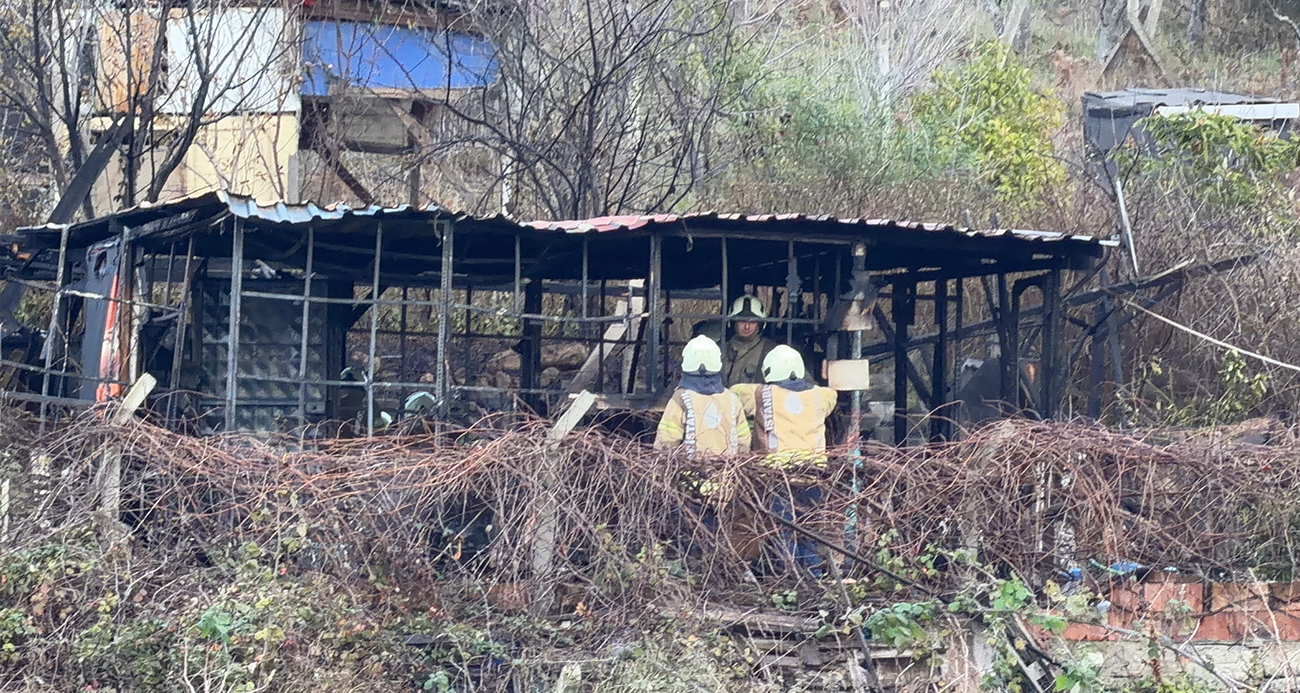 Arnavutköy’de Barakada Çıkan Yangında Yaşlı Adam Hayatını Kaybetti
