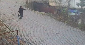 Arnavutköy’de Dehşet Verici Gasp Olayı: Tehditler Havada Uçuştu