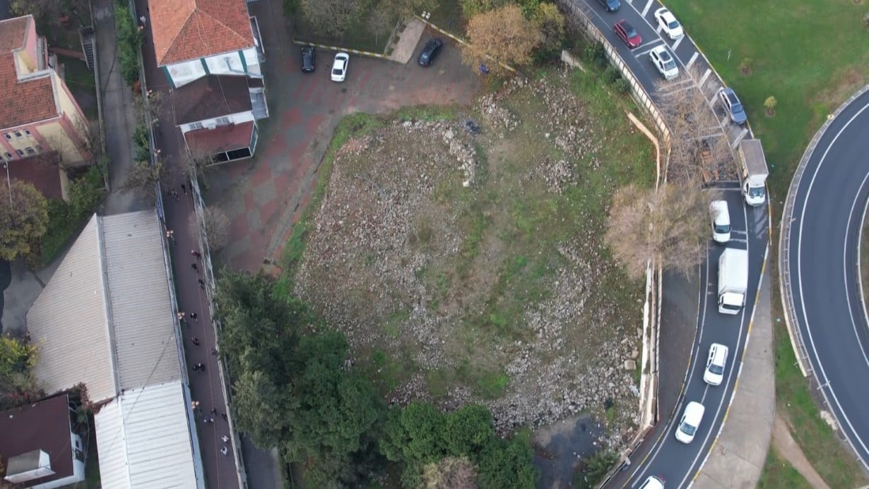 Avcılar’daki Hasarlı Cami 6 Yıl Sonra Hala Yeniden İnşa Edilmedi