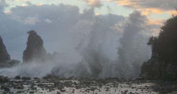 Bartın’da Fırtına Denizi Taşırdı: Sahil Kasabaları Tehlike Altında