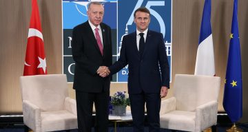 Cumhurbaşkanı Erdoğan ve Macron İkili İlişkileri ve Küresel Sorunları Görüştü