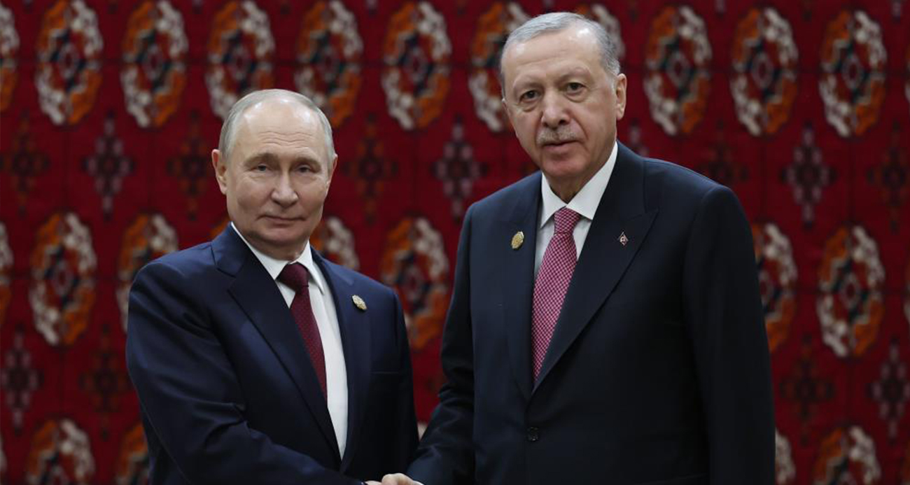 Cumhurbaşkanı Erdoğan ve Putin Türkmenistan’da Bir Araya Geldi