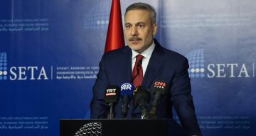 Dışişleri Bakanı Fidan, YPG’yi Uyardı: ‘Silahlı Unsurlar Suriye Yönetimine Bağlanmalı’