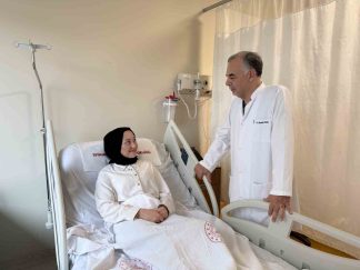 Genç Kadının Vücudu Sıcak Su Torbası Patlaması Sonucu Yüzde 25 Yanıkla Mücadele Ediyor