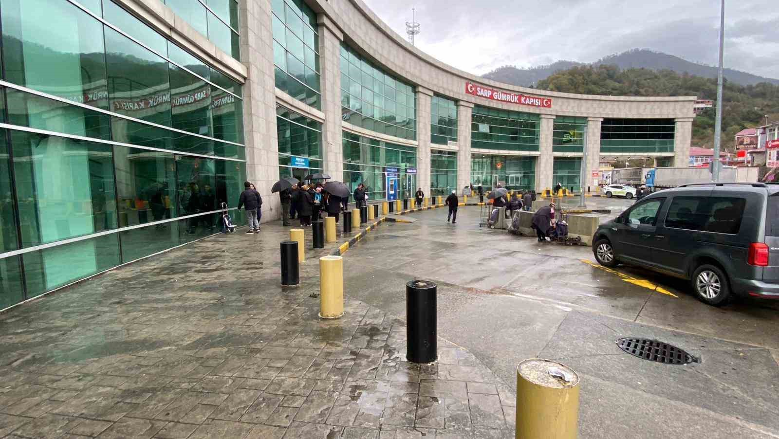 Gürcistan, Türk Vatandaşları İçin Seyahat ve Sağlık Sigortası Zorunluluğu Getiriyor