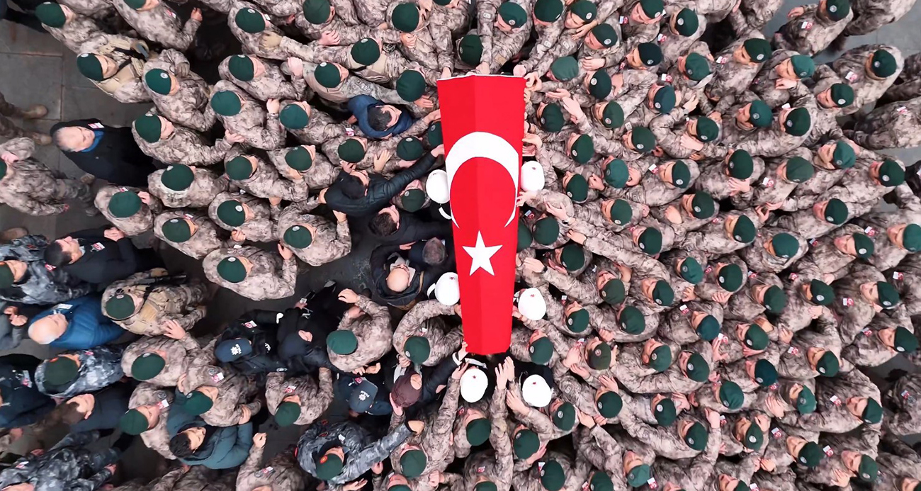 İstanbul Çekmeköy’de Şehit Olan Polis Memuru İçin Duygusal Veda Töreni