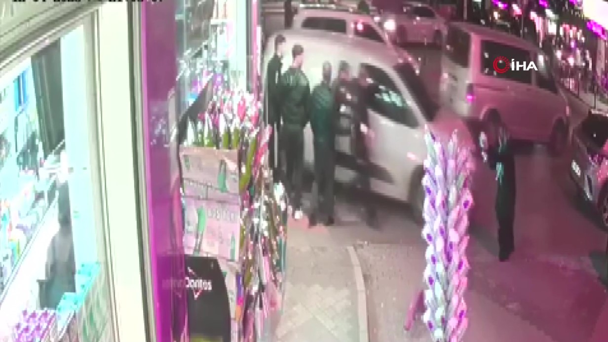 İstanbul’da Polis Kovalamacası Faciaya Neden Oldu: Yaşlı Kadın Ağır Yaralı
