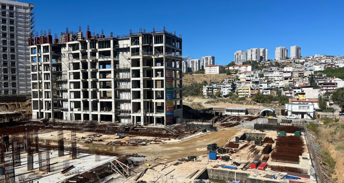 İzmir’deki Kooperatif Mağdurları Seslerini Yükseltiyor: ‘Gerçek Mağdurlar Unutulmasın’