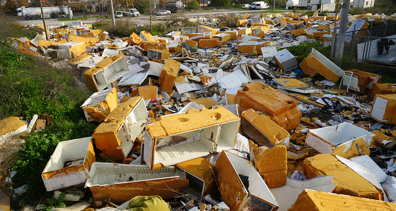 İzmit’teki Çevre Kirliliği: Buzdolabından Güveçe Her Şey Var!