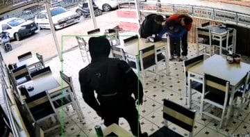 Kahraman Kurye, Boğulan Çocuğu Hayata Döndürdü