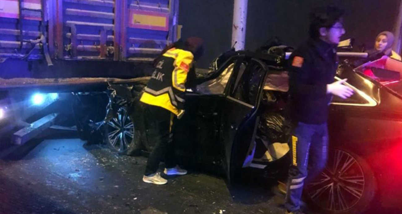 Kütahya-Tavşanlı Yolunda Sis Nedeniyle Korkunç Kaza: 4 Ölü
