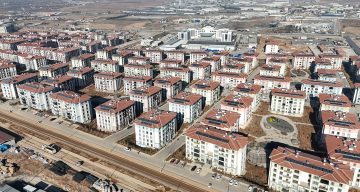 Malatya’da Türkiye’nin En Büyük TOKİ Şantiyesinde İnşaat Çalışmaları Devam Ediyor