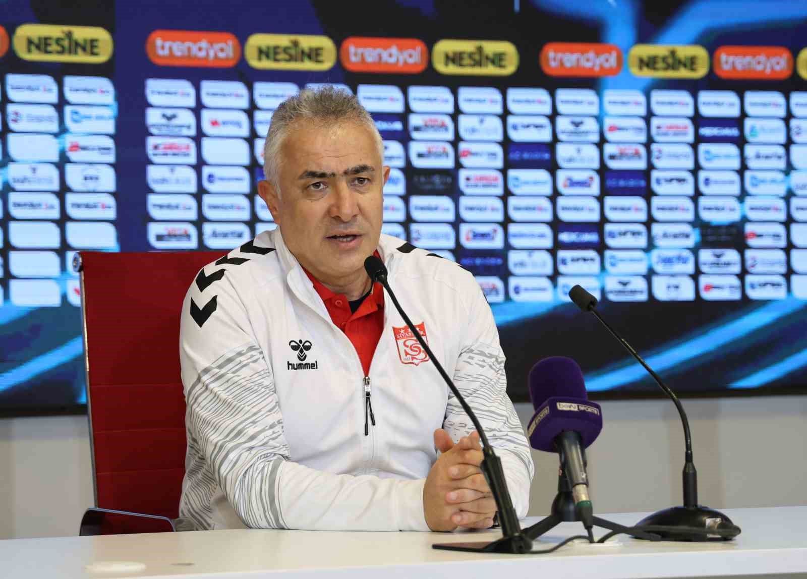 Mehmet Altıparmak: “Sivasspor Süper Lig Hedefine Odaklandı”