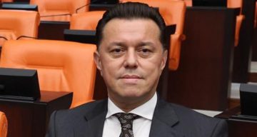 Nebi Hatipoğlu’ndan Özgür Özel’e Sert Eleştiri