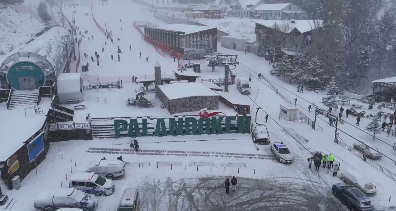 Palandöken’de Kar Yağışı Turizmcileri Mutlu Etti