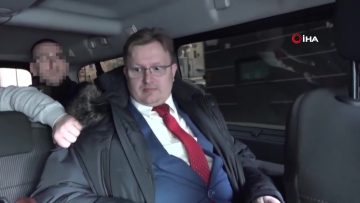 Rus Diplomat ABD’ye Bilgi Sızdırma Suçundan 12 Yıl Hapis Cezasına Çarptırıldı